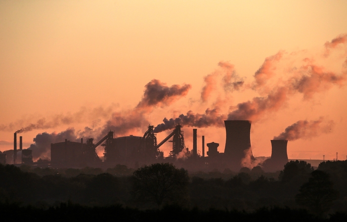 Tyrimas: CO2 emisija pirmąjį pusmetį sumenko beveik 9 proc.