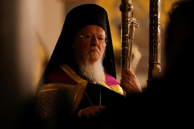 Graikijos Bažnyčia nesutinka dėl COVID-19 uždaryti maldos namus