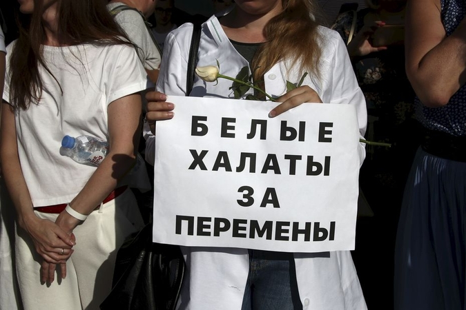 A. Lukašenka liepė nebepriimti atgal Lenkijoje uždarbiaujančių gydytojų
