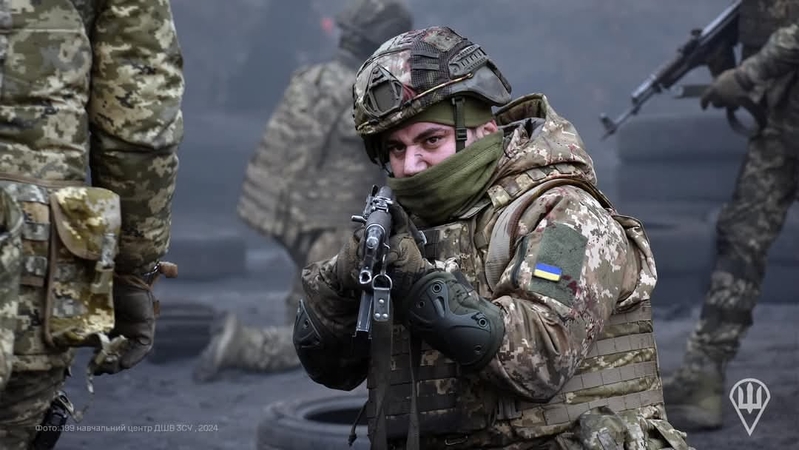 Ukraina atmetė JAV raginimą sumažinti karių šaukiamąjį amžių