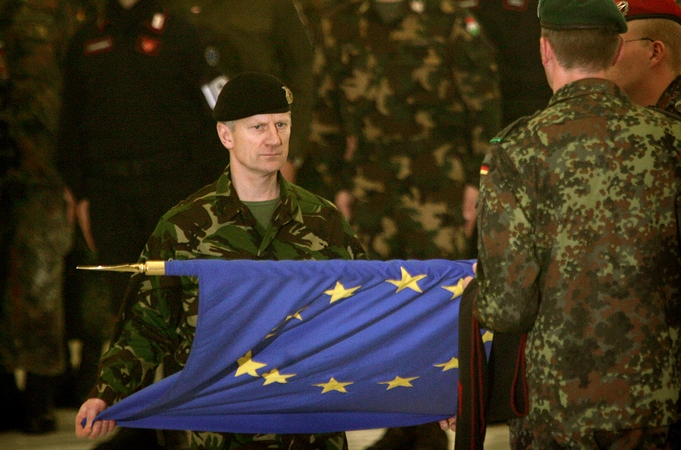 Italija: Europos gynyba nėra alternatyva NATO