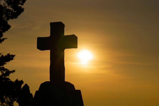Šveicarijoje mirė nuo COVID-19 paskiepytas žmogus
