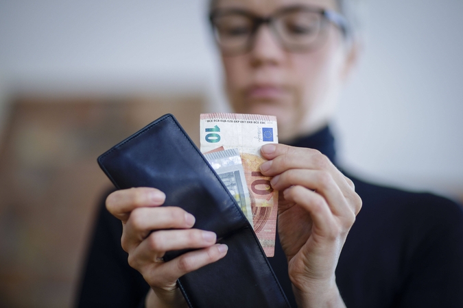 ES pradeda teikti paramą, skirtą išsaugoti darbo vietas