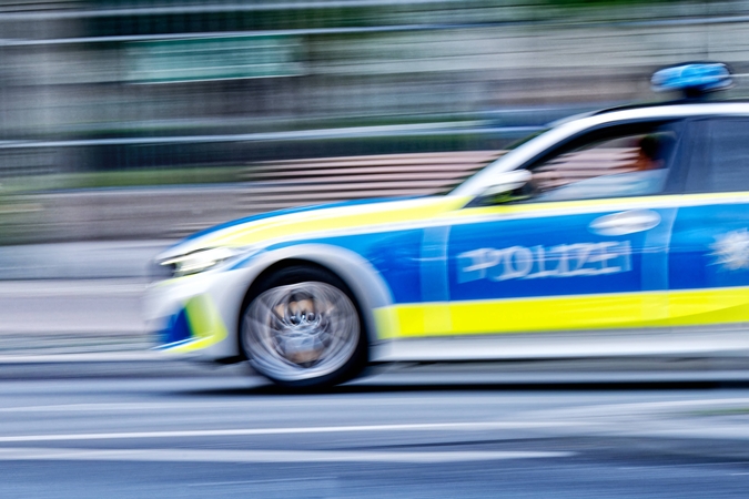 Policija Miuncheno prekybos centre nušovė peiliu ginkluotą moterį