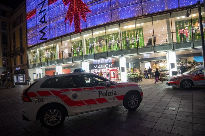 Lugane su peiliu dvi moteris užpuolusi šveicarė jau buvo žinoma policijai