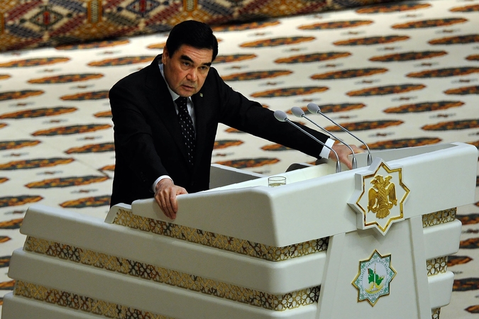 Turkmėnijos prezidentas veikiausiai ruošiasi perduoti postą sūnui
