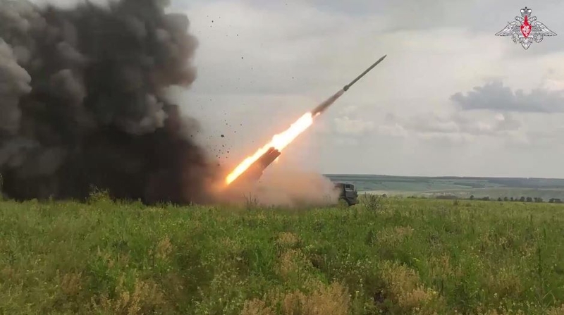 Po ukrainiečių drono smūgio keliuose Rusijos kaimuose dingo elektra