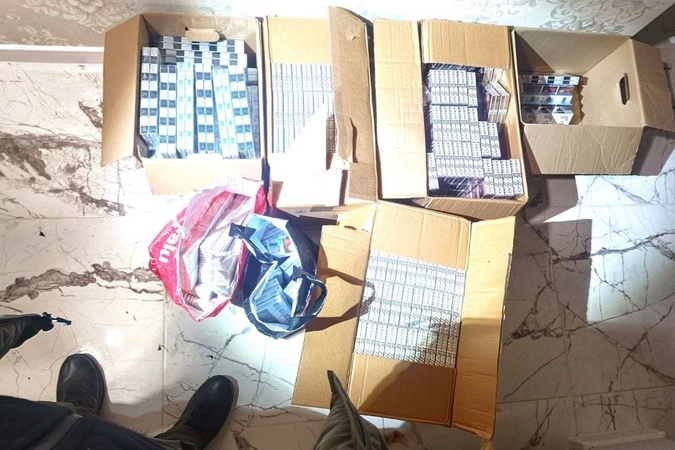 Pasieniečiai sulaikė druskininkietį, automobilyje ir namuose slėpusį kontrabandines cigaretes