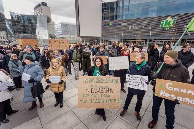 Sostinėje – dar vienas protestas dėl viešojo transporto kainų