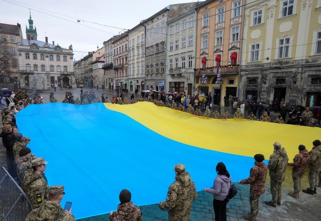 Ukraina susigrąžino dar 100 žuvusių gynėjų palaikus