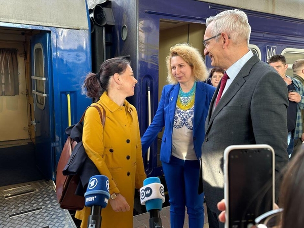 Vokietijos diplomatijos vadovė: skubiai reikia stiprinti Ukrainos oro gynybą