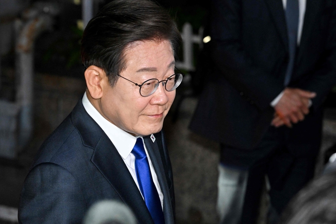 Lee Jae-myungas.