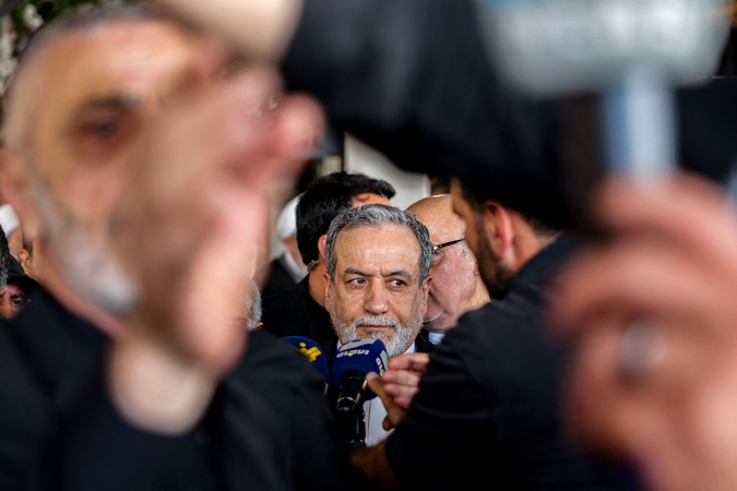 Abbasas Araghchi.