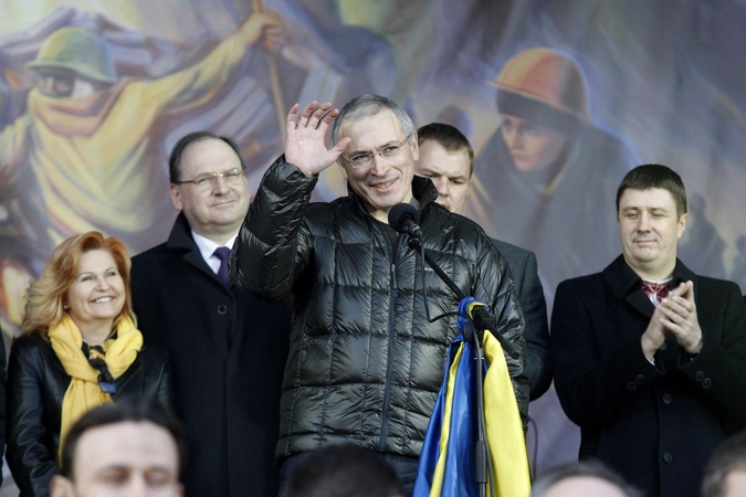 M.Chodorkovskis kreipėsi į protestuotojus Kijevo Nepriklausomybės aikštėje.
