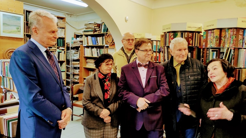 Gegužės 14 d.  susitikime su Draugijos Garbės nariu Gitanu Nausėda.