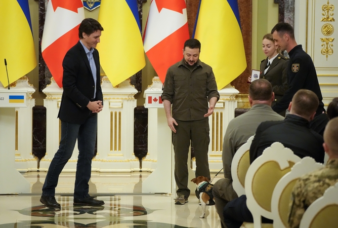Ukrainos prezidentas Volodymyras Zelenskis ir Kanados ministras pirmininkas Justinas Trudeau.