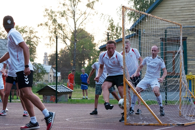 Ypatumai: bendruomenių futbolo turnyre gausu įdomių taisyklių.