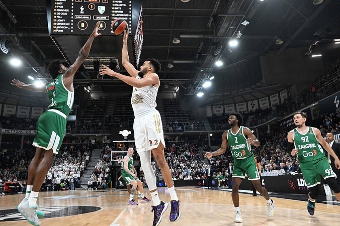 Statistika: „Žalgirio“ žaidėjai kovą su ASVEL krepšininkais dėl kamuolio laimėjo 33:23.