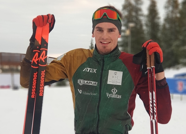 Olimpietis: 2022 m. Lietuvos „Kilnaus poelgio sporte“ laureatas – biatlonininkas V. Strolia.