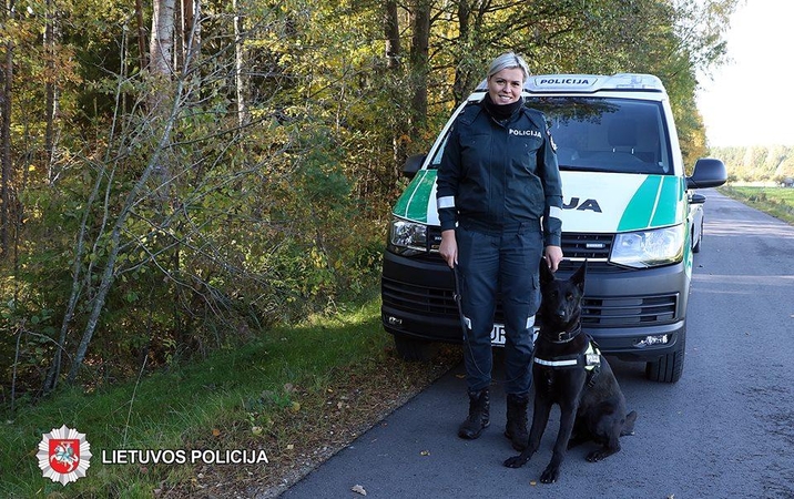 Keturkojė pareigūnė Čeri pagavo neblaivų bėglį