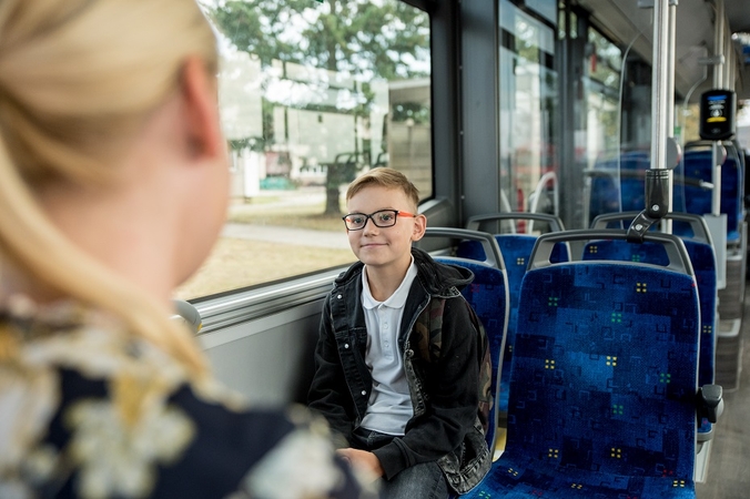 Nauji mokslo metai be rūpesčių: ką reikia žinoti keliaujantiems viešuoju transportu