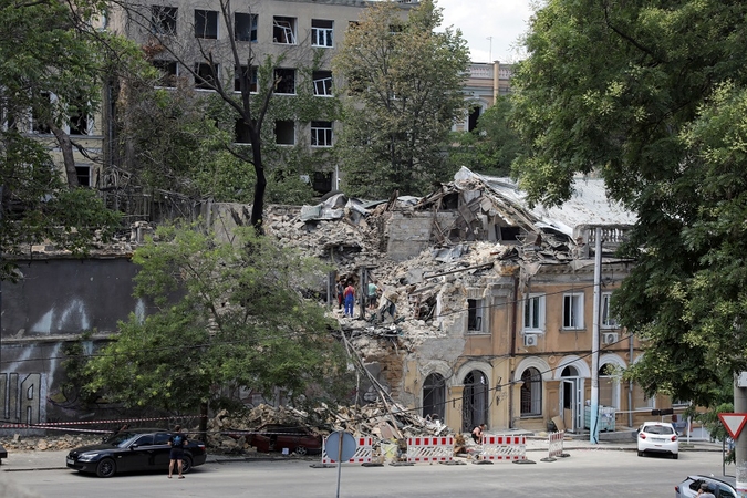 Per Rusijos smūgius naktį Odesos srityje žuvo žmogus, padaryta žala uosto infrastruktūrai