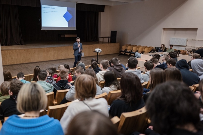 Startuoja antrasis Nacionalinis IT iššūkis: moksleivių laukia naujovės