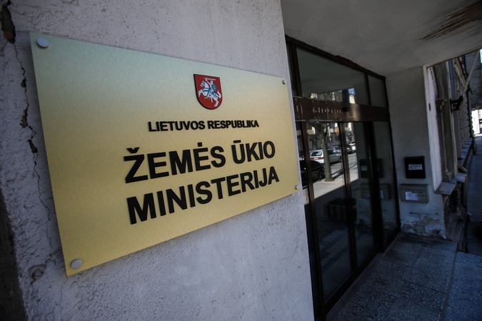 Žemės ūkio, Ekonomikos ministerijos atsisako dalies patalpų savo pastatuose