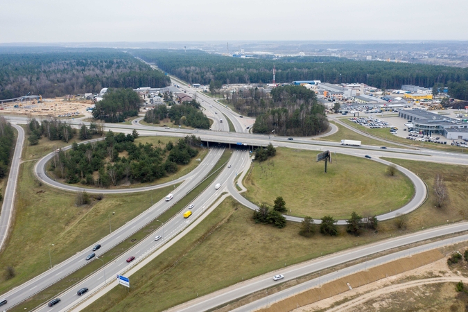 Seime skinasi kelią kelių infrastruktūros kaštų bei naudos analizės įteisinimas