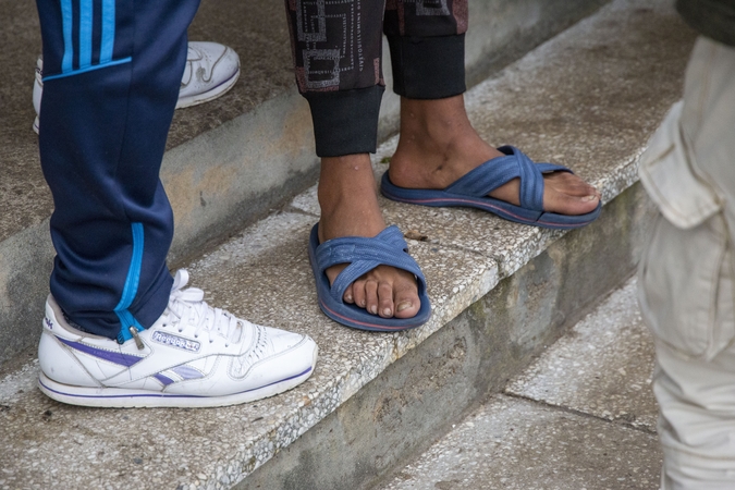 Per parą pasienyje su Baltarusija apgręžti šešiolika migrantų