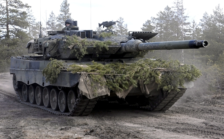 Ukraina vėl kritikuoja Vokietijos sprendimą nesiųsti tankų: Berlyne yra kažkokia siena ginklams