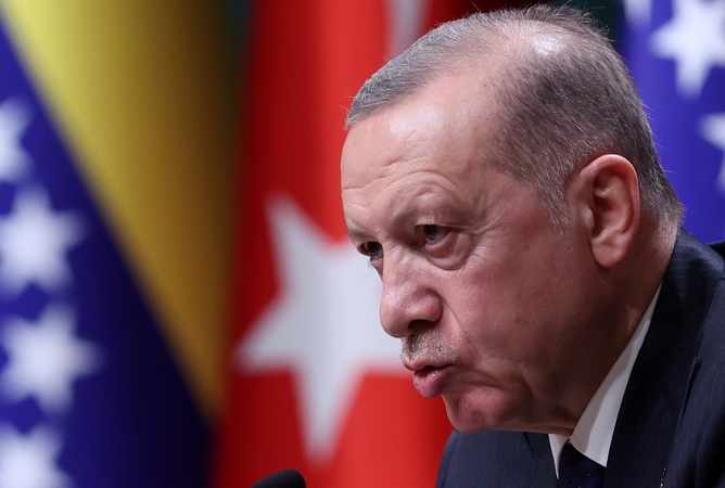 R. T. Erdoganas oficialiai paskelbė sieksiantis dar vienos kadencijos prezidento poste