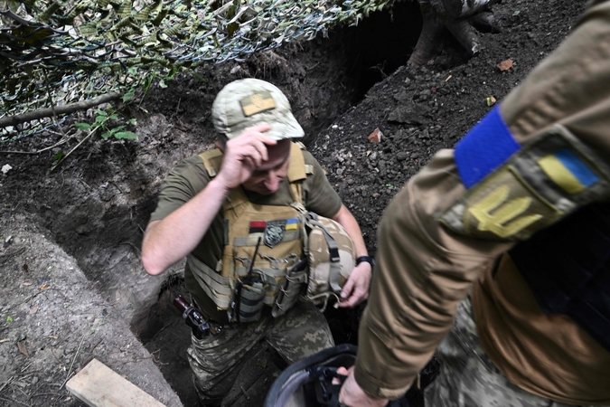 Žvalgyba: ukrainiečių smūgis Rusijos kariniam ešelonui smarkiai apgadino geležinkelį į Krymą