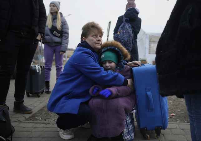 Užimtumo tarnyba: pasiūlymų ukrainiečiams turi šimtai darbdavių