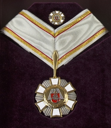 Archyvaro garbės ženklu apdovanoti septyni valstybinės archyvų sistemos darbuotojai