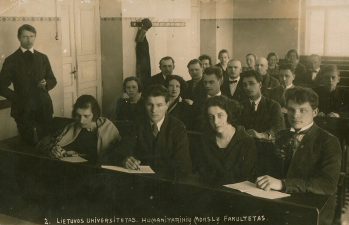 Istorikas: universitetą įkurti spaudė studentija