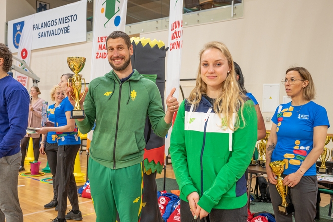 Jaunimo olimpinių žaidynių čempionė A. Šeleikaitė vaikams linkėjo džiaugtis fiziniu aktyvumu