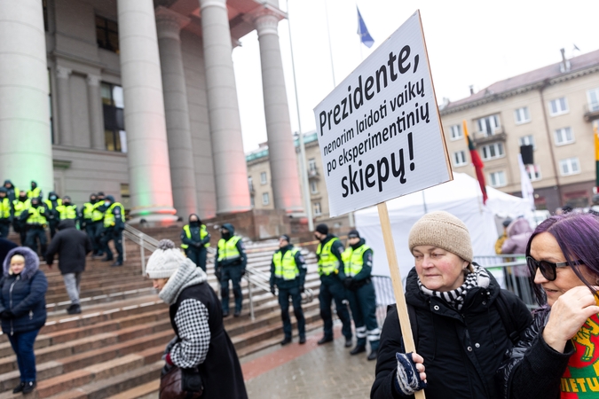 „Šeimų sąjūdis“ prašo leidimo mitingui Vasario 16-ąją