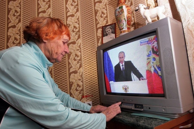 Palydovų kompanija uždraudė rusų televiziją „NTV Mir“: ukrainiečius ši prilygino naciams