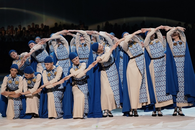 Jubiliejinėje dainų šventėje – tradicijų ir modernumo sinergija