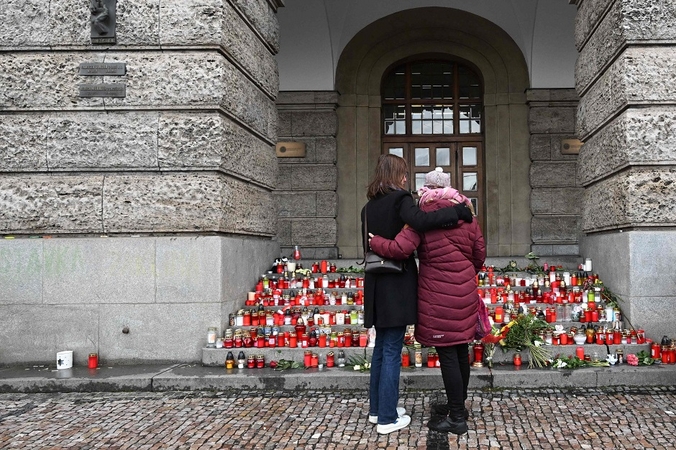 Prahos Karolio universiteto fakultetas, kuriame įvyko šaudynės, bus uždarytas iki vasario