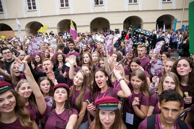 Pageidavimą studijuoti aukštosiose mokyklose pareiškė per 24 tūkst. asmenų