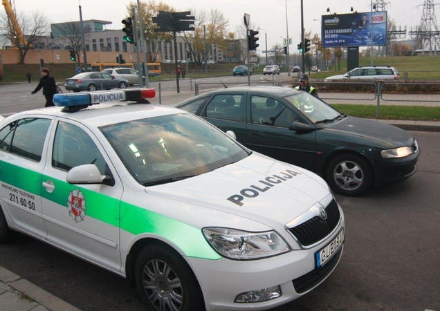 Savaitgalį Vilniaus policija tikrins vairuotojų blaivumą