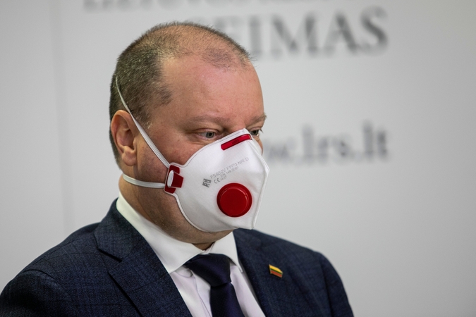 S. Skvernelis: nutarta trumpinti izoliacijos laiką grįžusiems iš užsienio 