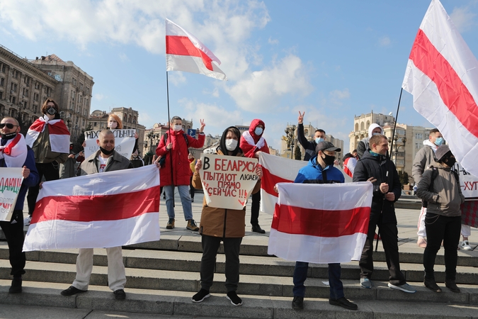 Baltijos šalių parlamentų komitetai deklaravo solidarumą su Baltarusijos žmonėmis