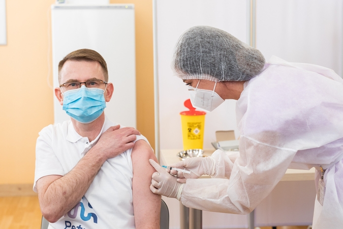 A. Dulkys skiepijosi „AstraZeneca“ vakcina: tik bakst ir viskas!