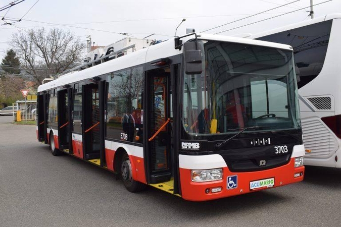 Į Vilniaus gatves išriedės 40 naujų žemagrindžių troleibusų