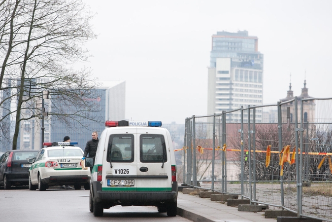 Vilniaus centre – sprogimas: sulėkė policija, medikai ir ugniagesiai