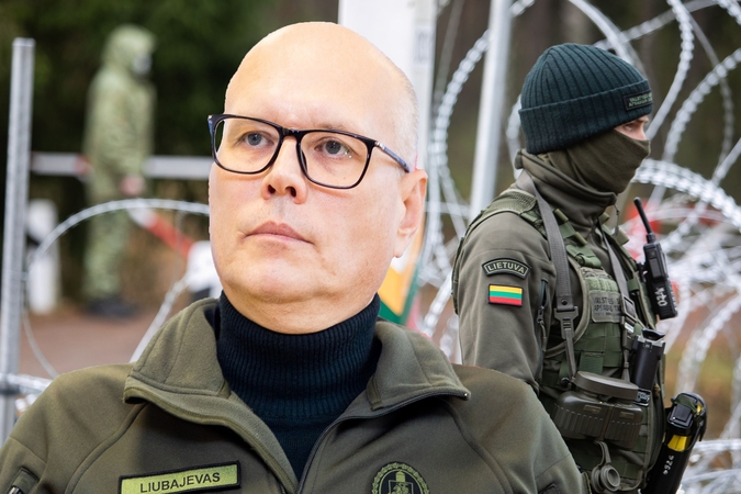 Pasienio vadas: migrantai nebenori į Lietuvą, bet juos stumia baltarusių pareigūnai
