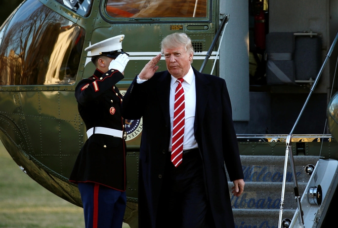 D. Grybauskaitė abejotinu vadina D. Trumpo imigracijos draudimą
